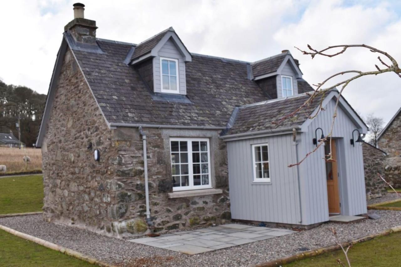 Osprey Cottage, Port O Tay ピトロクリー エクステリア 写真