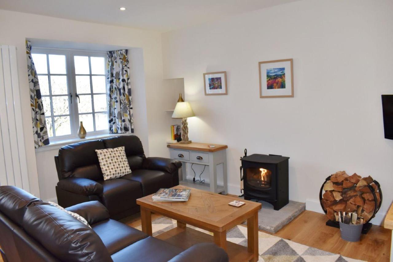 Osprey Cottage, Port O Tay ピトロクリー エクステリア 写真